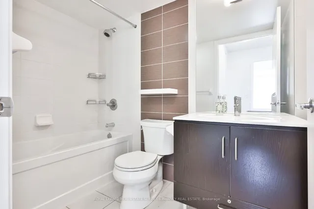 Additional image 4 of 205 Sherway Gardens Rd Unit 1008