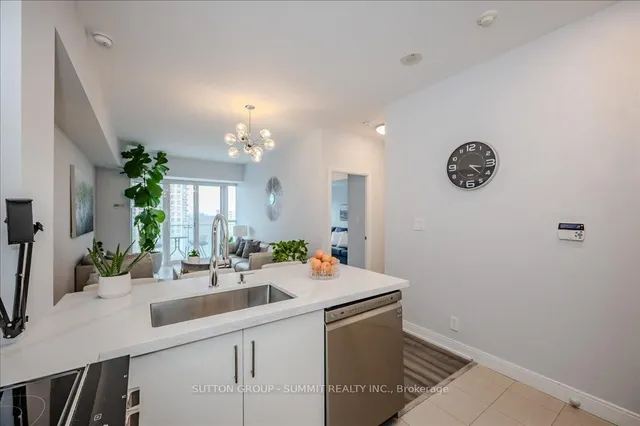 Additional image 10 of 50 Absolute Ave Unit 1402