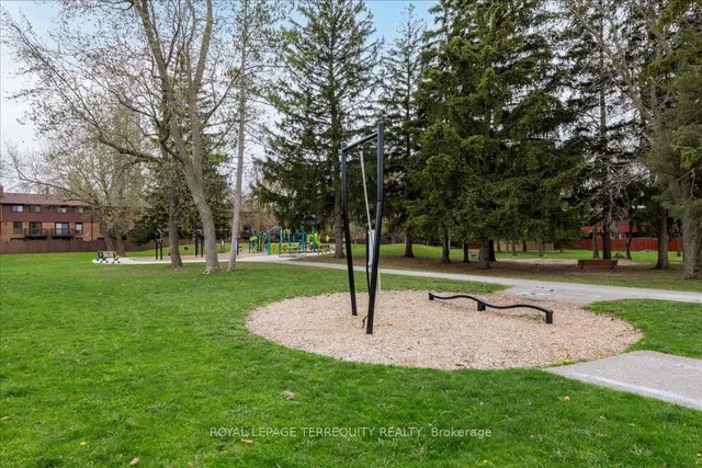 Additional image 33 of 88 Old Sheppard Ave