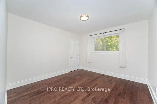 Additional image 29 of 42 Hillside Dr