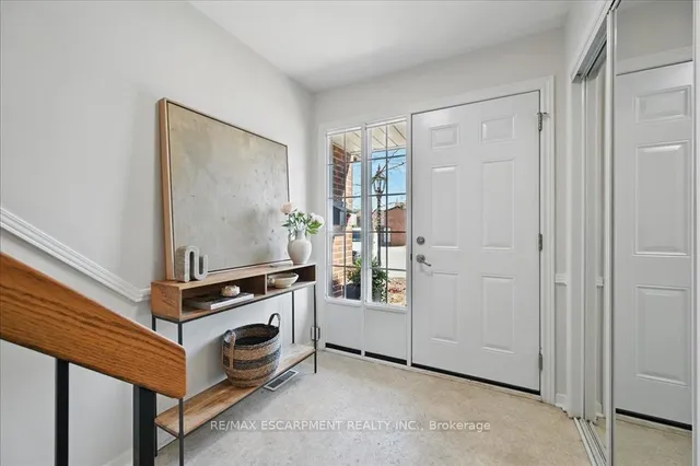 Additional image 5 of 3031 GLENCREST Rd Unit 54