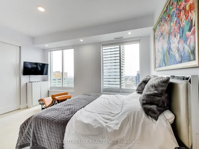 Additional image 17 of 35 Balmuto St Unit 4402