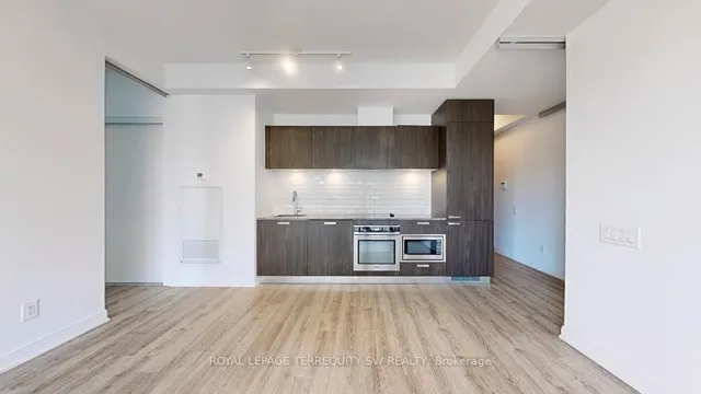 Additional image 7 of 50 Charles St Unit 1012