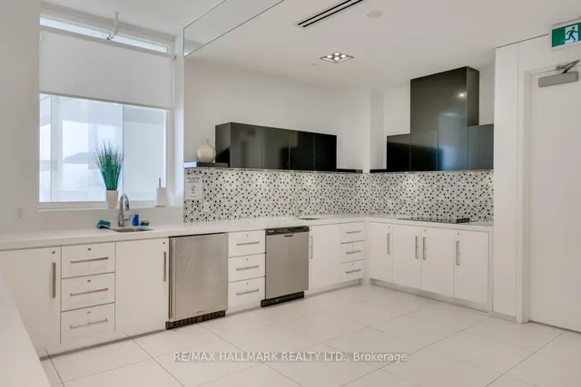 Additional image 32 of 110 Marine Parade Dr Unit 604