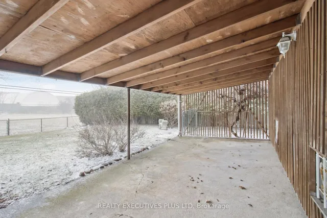 Additional image 32 of 61 Mercury Rd