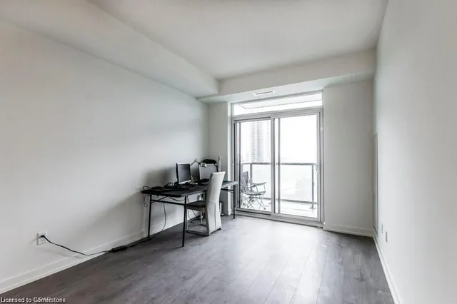 Additional image 12 of 55 Duke St Unit 1006