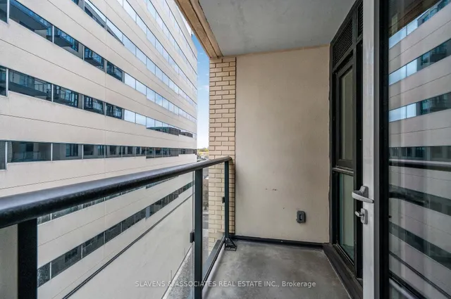 Additional image 24 of 543 Richmond St Unit 735