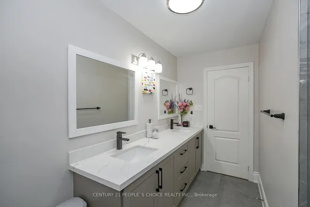 Additional image 28 of 37 Deerglen Dr