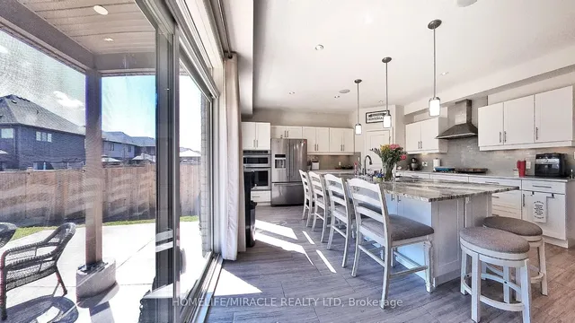 Additional image 13 of 117 Eaglecrest St