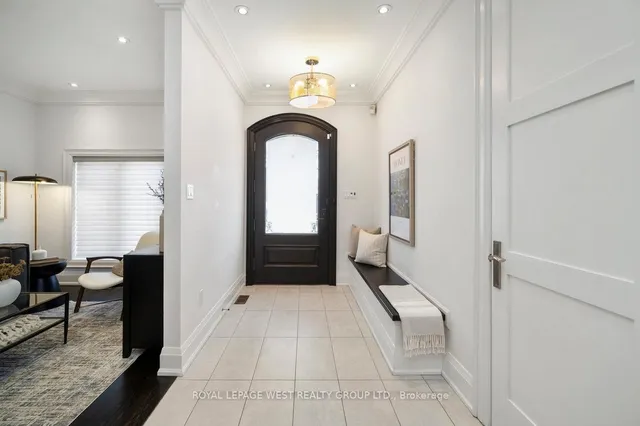 Additional image 10 of 218 Cameron Ave