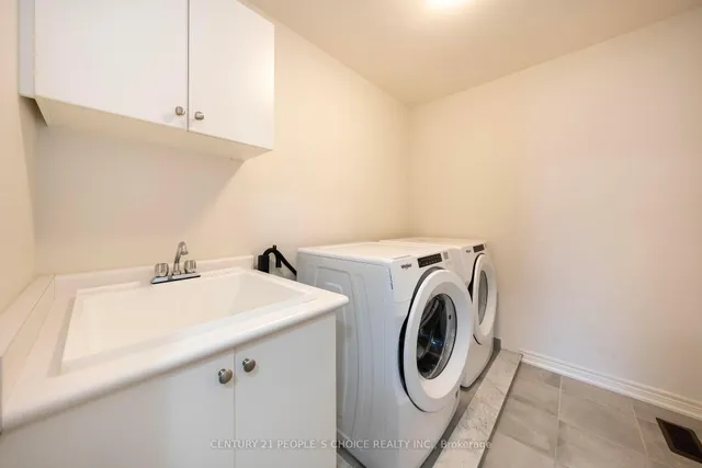 Additional image 23 of 1554 Chretien St