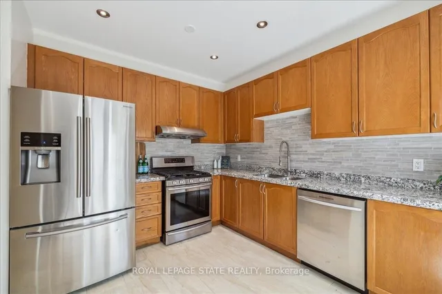 Additional image 21 of 100 Beddoe Dr Unit 16