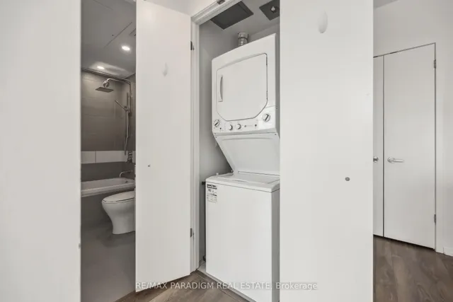 Additional image 23 of 197 Yonge St Unit 4301