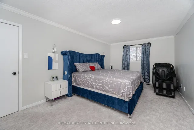 Additional image 25 of 20 St Mark Pl