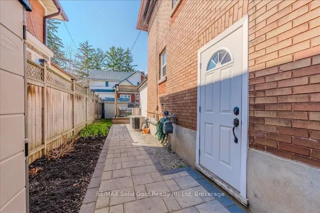 Additional image 33 of 30 Onward Ave