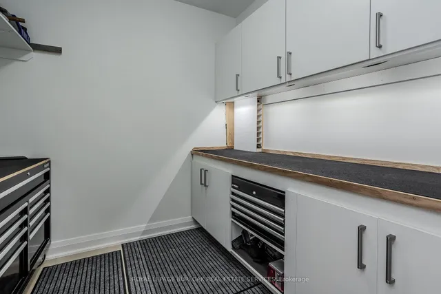 Additional image 42 of 1441 Elgin St Unit 302