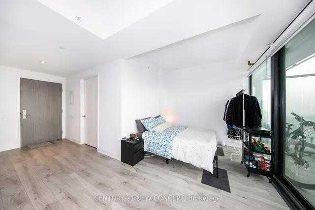 Additional image 6 of 161 Roehampton Ave Unit 2011