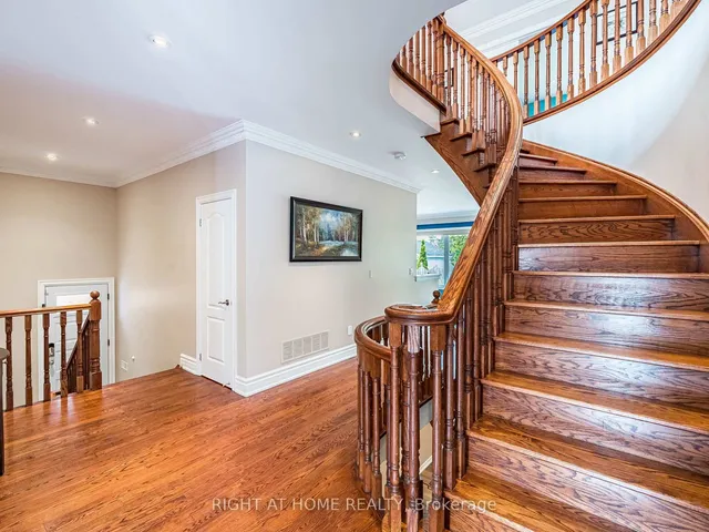 Additional image 5 of 30 Haliburton Ave