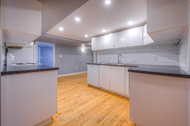 Additional image 28 of 22 Hampton Pl