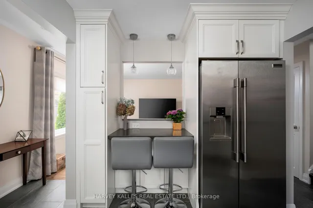 Additional image 9 of 89 Charleswood Dr