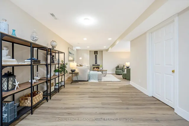 Additional image 31 of 2323 Tintagel Lane