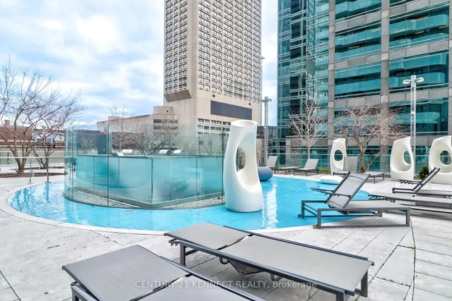 Additional image 26 of 1 Bloor St Unit 526