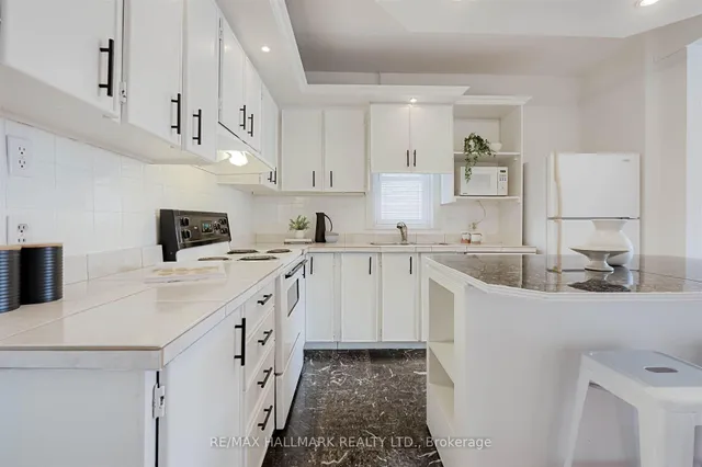 Additional image 12 of 60 Maybourne Ave