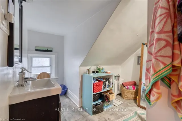 Additional image 19 of 93 Barnesdale Blvd