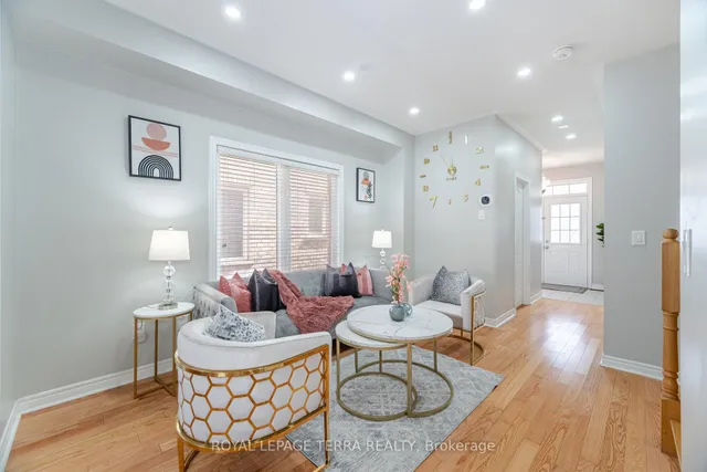 Additional image 6 of 15 Versailles Cres