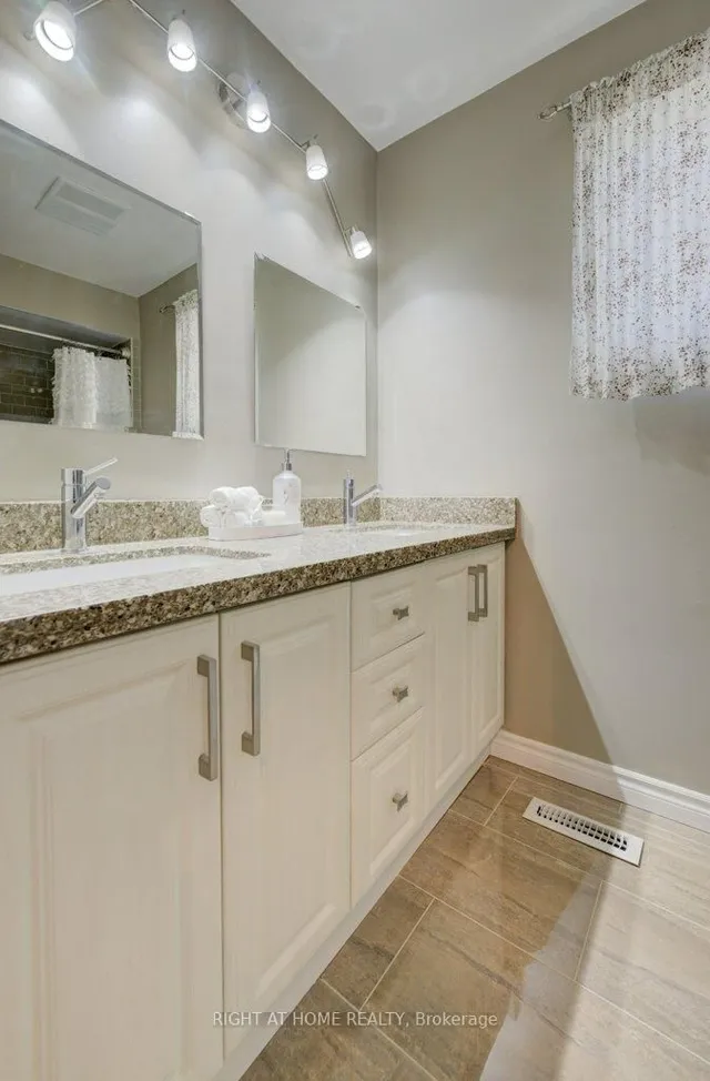 Additional image 22 of 34 Langston Dr