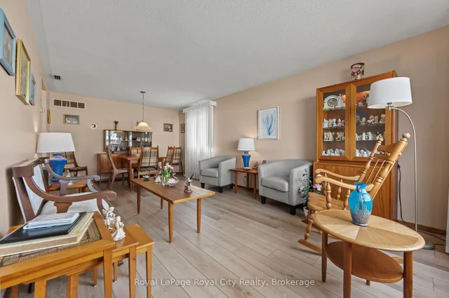 Additional image 5 of 385 Heritage Dr