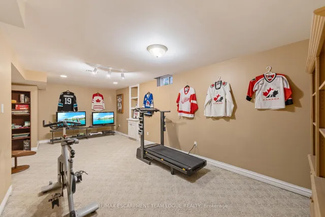 Additional image 34 of 2108 DALECROFT Cres