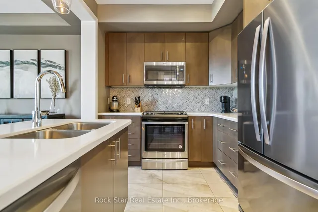 Additional image 14 of 3150 BLACKFRIAR Common