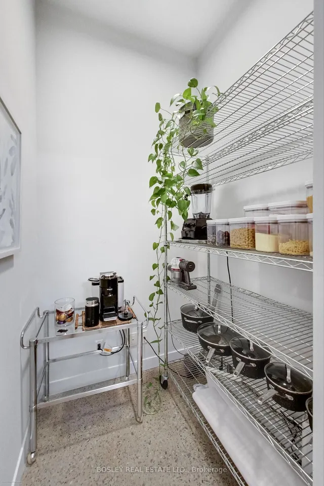 Additional image 8 of 549 King St Unit #210