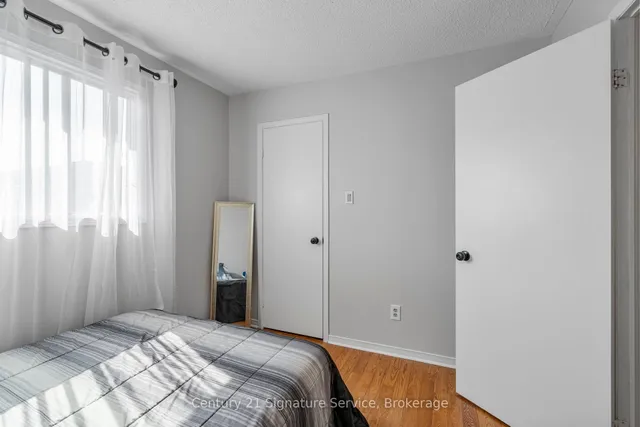 Additional image 18 of 80 Dutch Cres