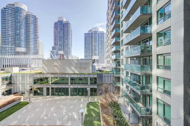 Additional image 47 of 25 Lower Simcoe St Unit 627