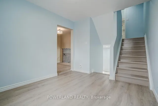 Additional image 10 of 8 Liszt Gate Unit 4