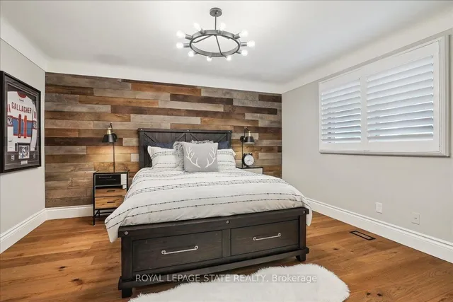 Additional image 8 of 10 Azalea Crt