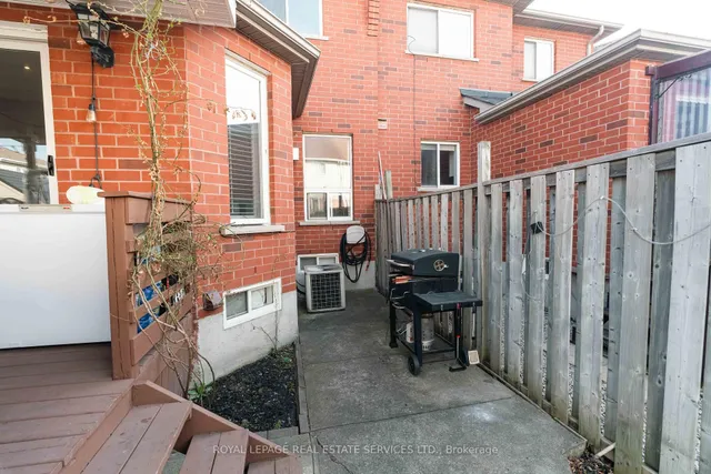 Additional image 25 of 5129 Boardwalk Dr