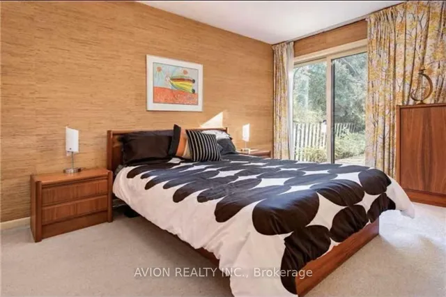 Additional image 13 of 215 Dunview Ave