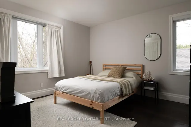 Additional image 25 of 23 Twenty Eighth St