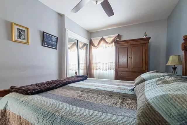 Additional image 15 of 773 Queensdale Ave