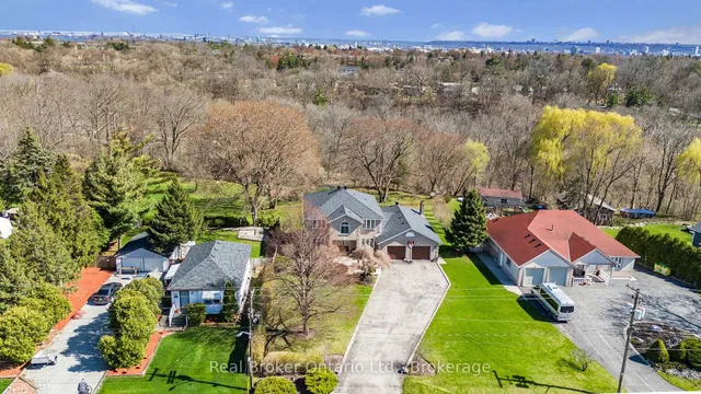 Additional image 2 of 266 Sumach Dr