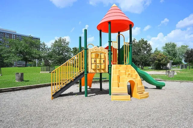 Additional image 33 of 21 Knightsbridge Rd Unit 1408