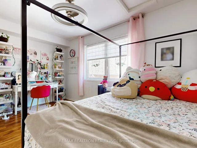 Additional image 25 of 81 Isaac Devins Blvd