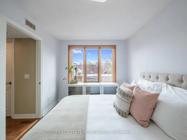 Additional image 13 of 1941 Queen St Unit 301