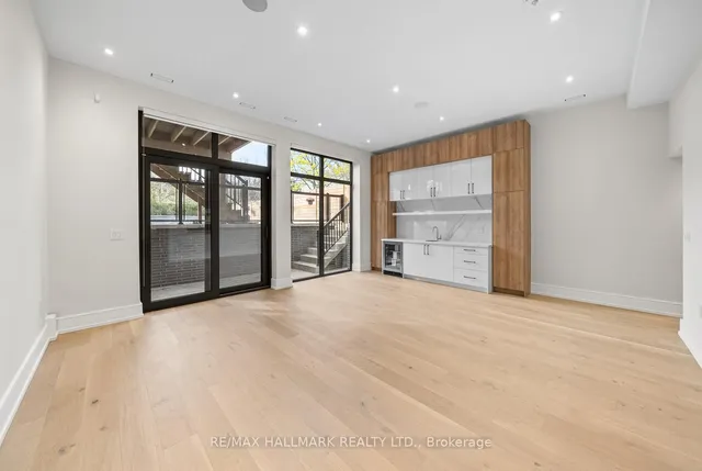 Additional image 41 of 118 Airdrie Rd