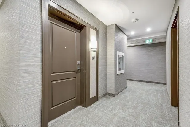 Additional image 6 of 450 Dundas St Unit 520