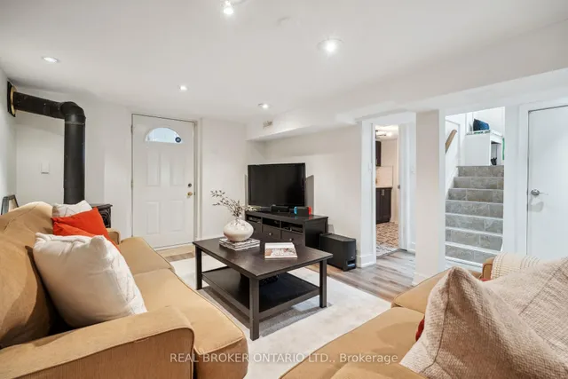 Additional image 24 of 41 Tyre Ave