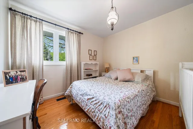 Additional image 32 of 26 Buxton Rd